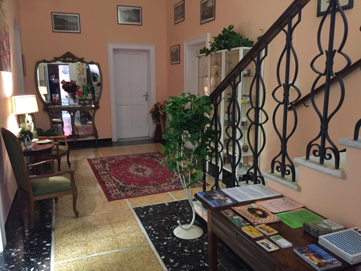 Hotel Villa Gentile Леванто Экстерьер фото